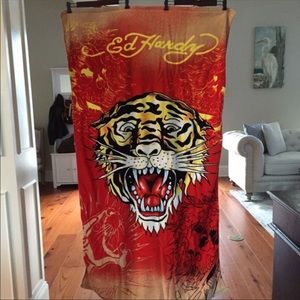 Ed hardy towel